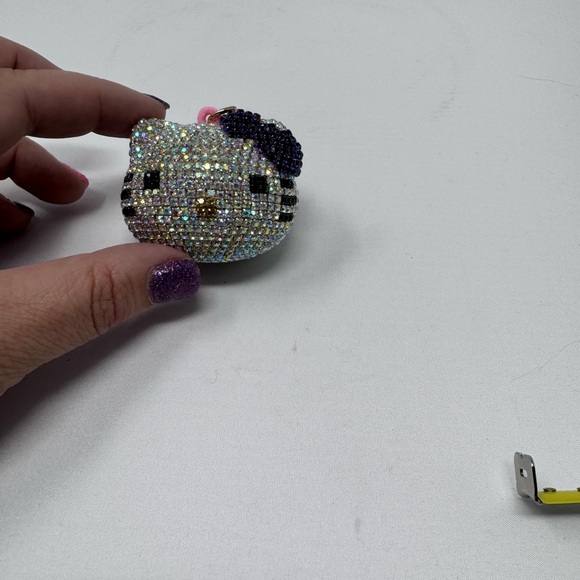 Hello Kitty Key Chain - Picture 5 of 5